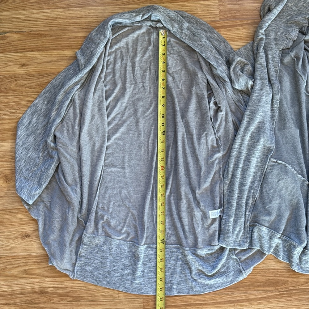 Grey Athleta Cardigan Bundle ✨ both size S - Picture 9 of 16